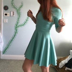 Lulu’s Stretchy Mint Dress